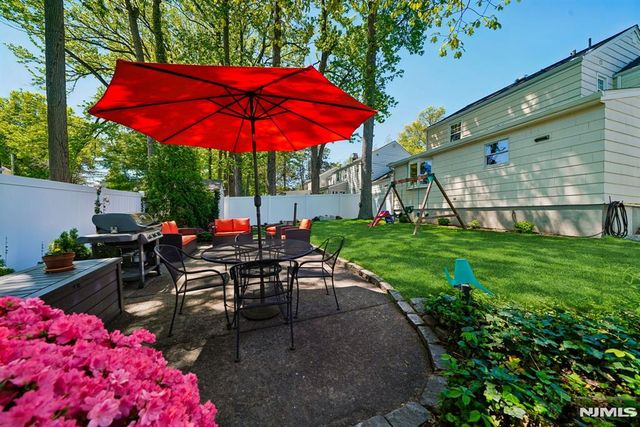 99 Ferncliff Road, Bloomfield, NJ 07003