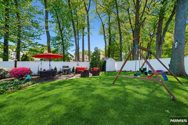 99 Ferncliff Road, Bloomfield, NJ 07003