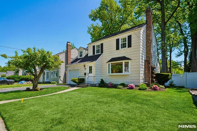 99 Ferncliff Road, Bloomfield, NJ 07003