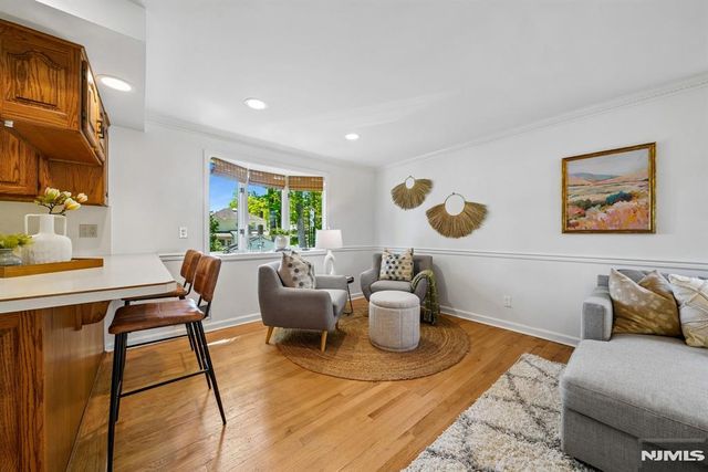 99 Ferncliff Road, Bloomfield, NJ 07003
