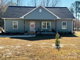 227 Hardin Circle, Grover, NC 28073