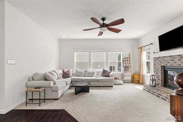 921 Molloy Drive, O'fallon, MO 63366