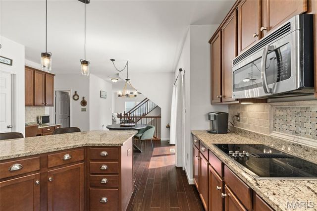 921 Molloy Drive, O'fallon, MO 63366