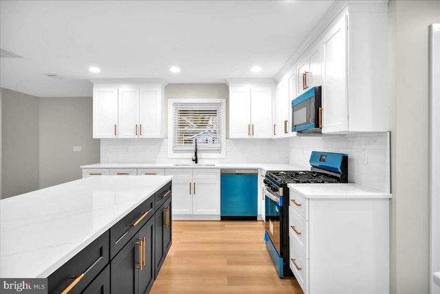 1 HAWLEY PL, Willingboro, NJ 08046