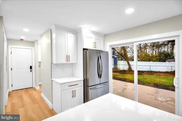 1 HAWLEY PL, Willingboro, NJ 08046