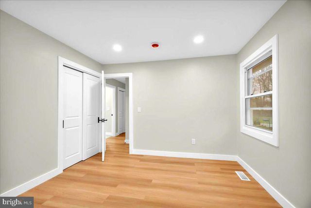 1 HAWLEY PL, Willingboro, NJ 08046