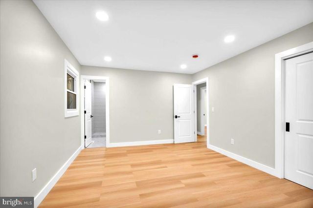 1 HAWLEY PL, Willingboro, NJ 08046