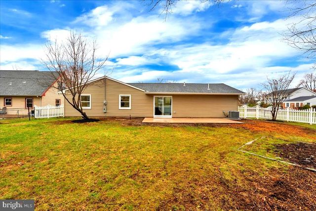 1 HAWLEY PL, Willingboro, NJ 08046