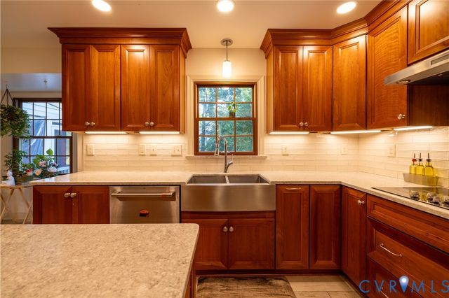 10601 Argonne Dr, Glen Allen, VA 23060