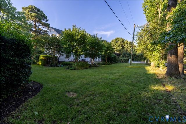 10601 Argonne Dr, Glen Allen, VA 23060