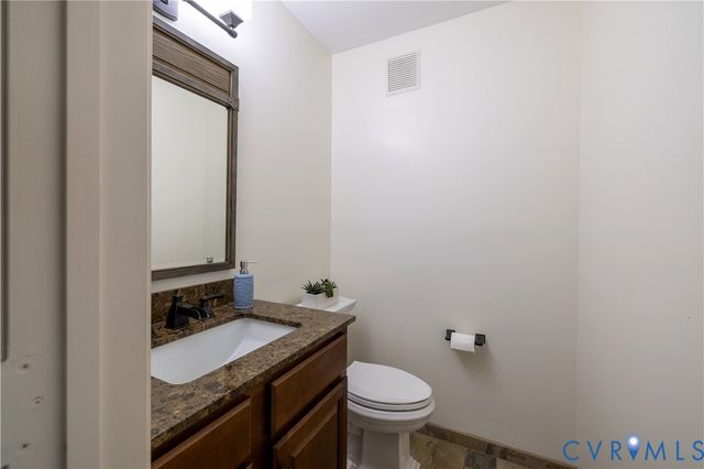 10601 Argonne Dr, Glen Allen, VA 23060