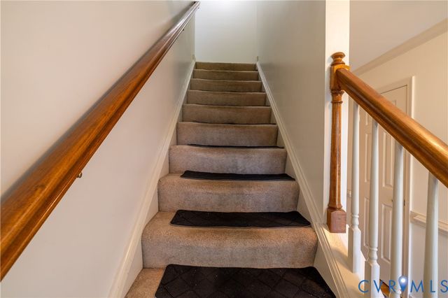 10601 Argonne Dr, Glen Allen, VA 23060