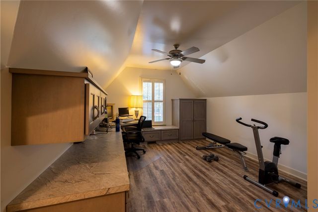 10601 Argonne Dr, Glen Allen, VA 23060