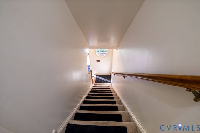 10601 Argonne Dr, Glen Allen, VA 23060