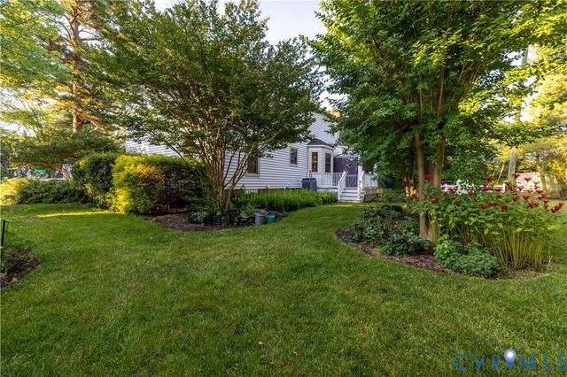 10601 Argonne Dr, Glen Allen, VA 23060