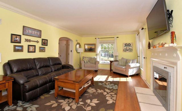 117 N 86th STREET, Wauwatosa, WI 53226