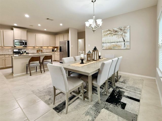 150 Meadow Grove Drive, Conroe, TX 77384