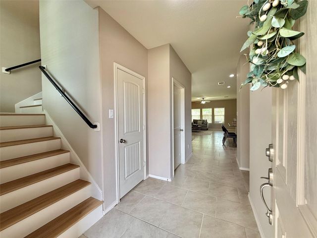 150 Meadow Grove Drive, Conroe, TX 77384