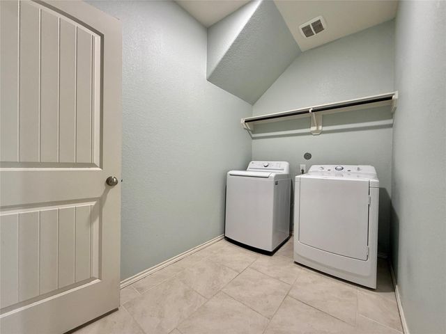 150 Meadow Grove Drive, Conroe, TX 77384