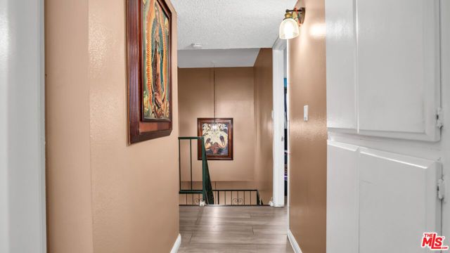 13567 Valerio Street C, Van Nuys (los Angeles), CA 91405