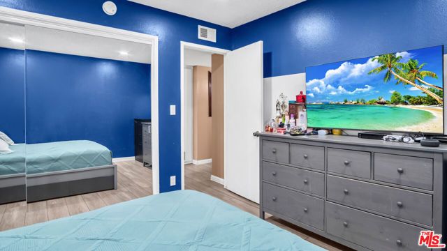 13567 Valerio Street C, Van Nuys (los Angeles), CA 91405