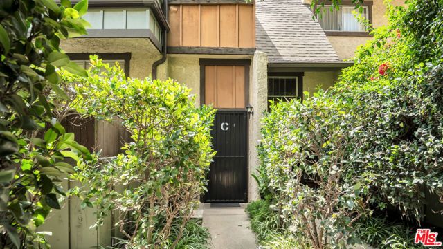 13567 Valerio Street C, Van Nuys (los Angeles), CA 91405
