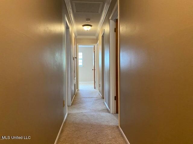 900 S Sea Cove Street, Pascagoula, MS 39581