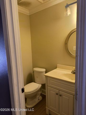 900 S Sea Cove Street, Pascagoula, MS 39581