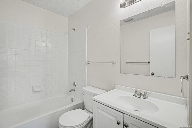 8931 Kenton Briar, San Antonio, TX 78240