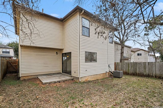 8931 Kenton Briar, San Antonio, TX 78240