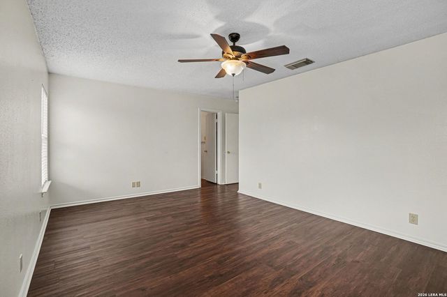 8931 Kenton Briar, San Antonio, TX 78240