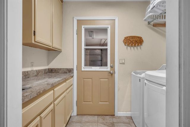 23821 Pine Ridge Rd, Pioneer, CA 95666