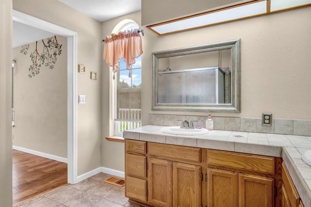 23821 Pine Ridge Rd, Pioneer, CA 95666