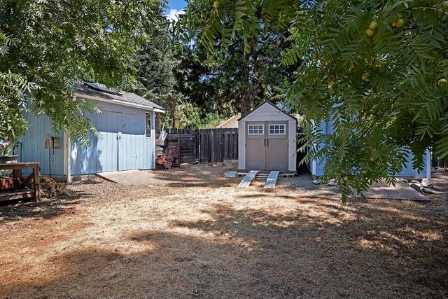 23821 Pine Ridge Rd, Pioneer, CA 95666