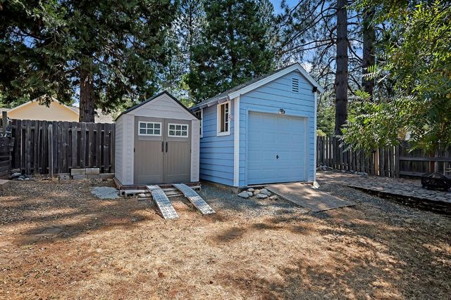 23821 Pine Ridge Rd, Pioneer, CA 95666