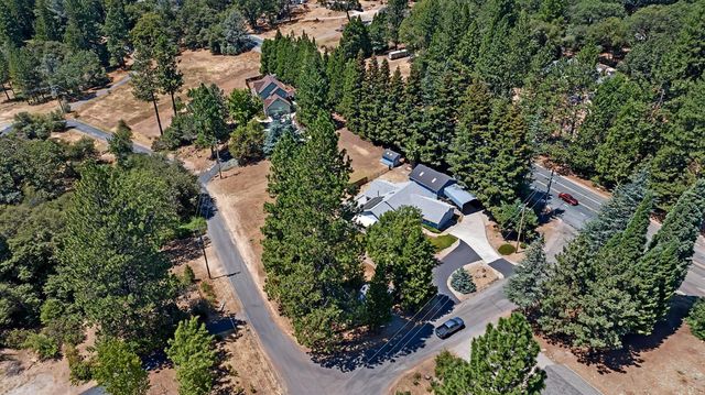 23821 Pine Ridge Rd, Pioneer, CA 95666