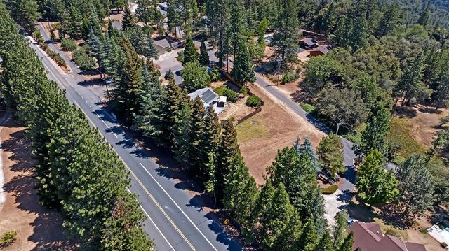 23821 Pine Ridge Rd, Pioneer, CA 95666