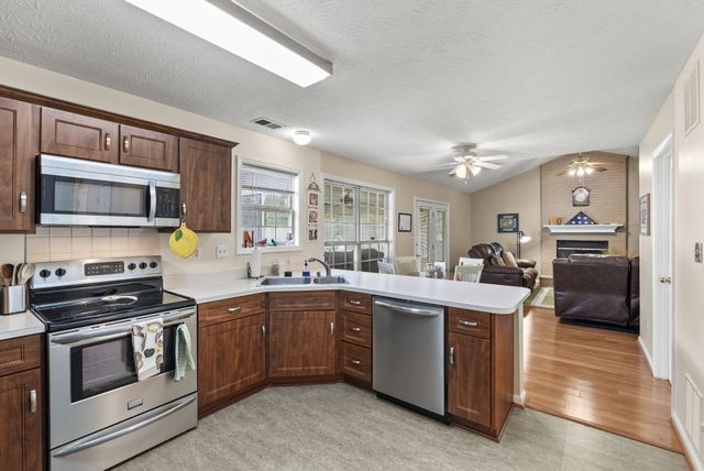 118 Old Towne Walk, Midway, KY 40347