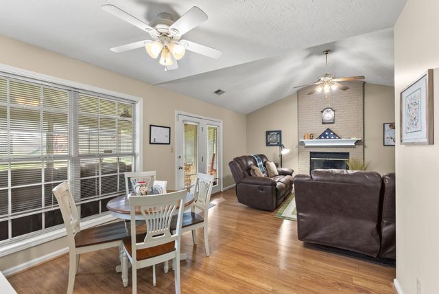 118 Old Towne Walk, Midway, KY 40347