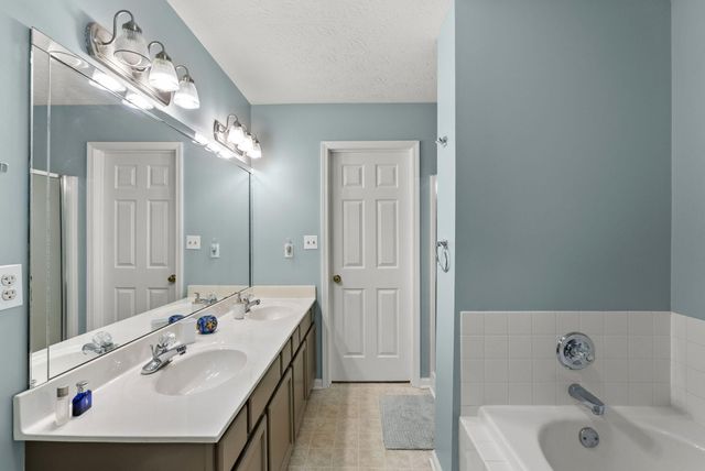 118 Old Towne Walk, Midway, KY 40347