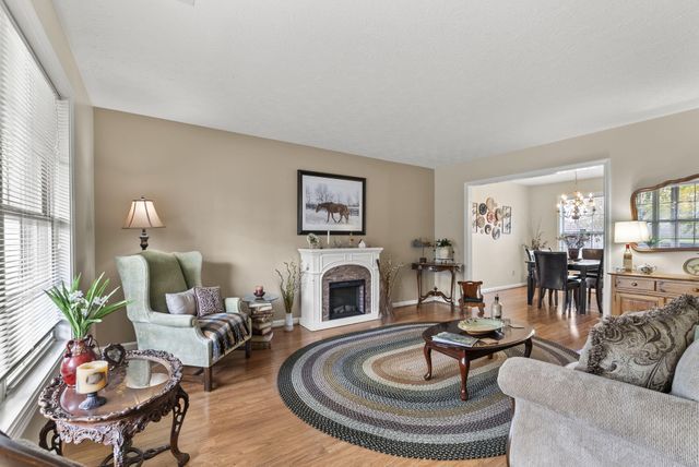 118 Old Towne Walk, Midway, KY 40347