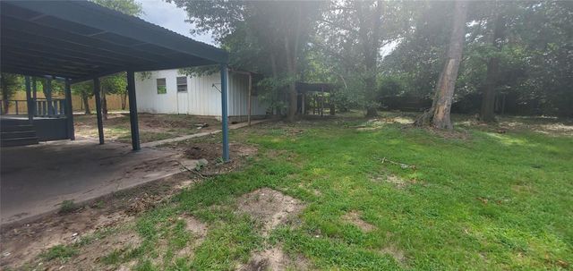 9084 Peggy Drive, Montgomery, TX 77316
