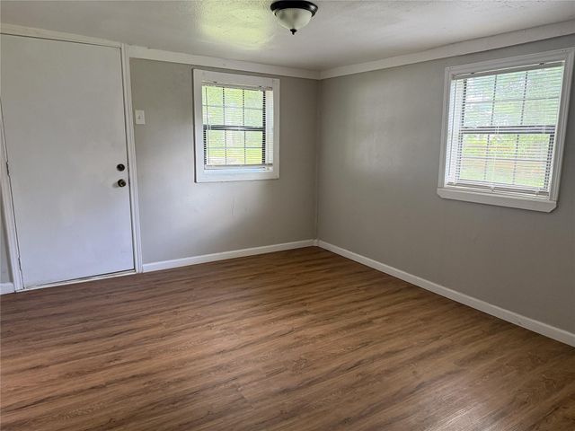 9084 Peggy Drive, Montgomery, TX 77316