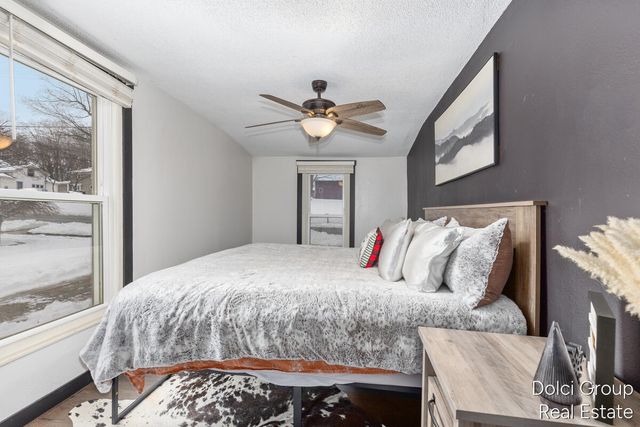 73 Mill Street, Saranac Vlg-bstntwp, MI 48881