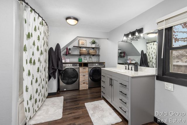 73 Mill Street, Saranac Vlg-bstntwp, MI 48881