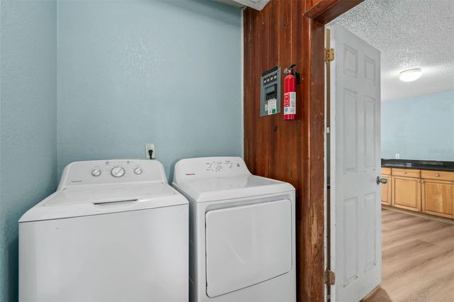1516 E ELM ROAD, Lakeland, FL 33801