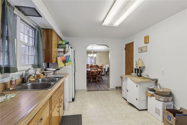 101 E Patterson Ave, City Of But Se, PA 16001