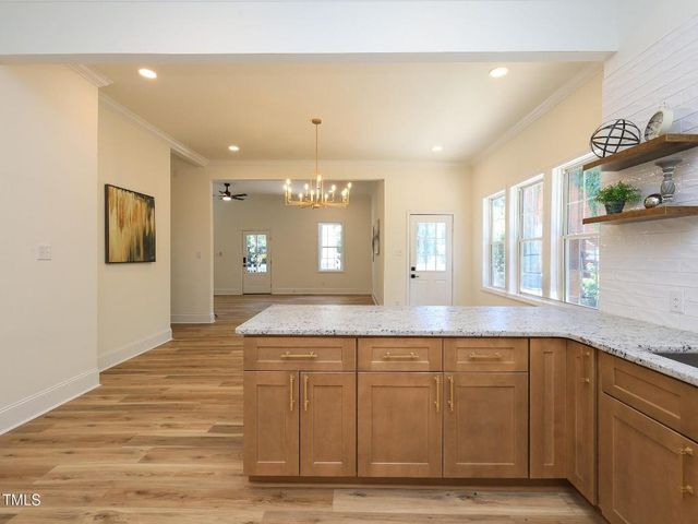 2106 University Drive, Durham, NC 27707