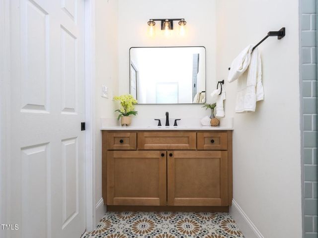 2106 University Drive, Durham, NC 27707