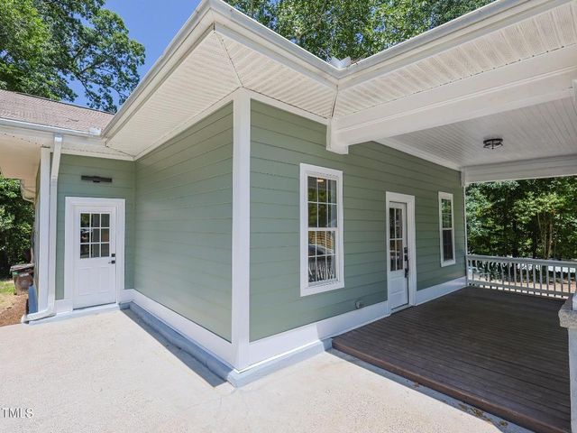 2106 University Drive, Durham, NC 27707